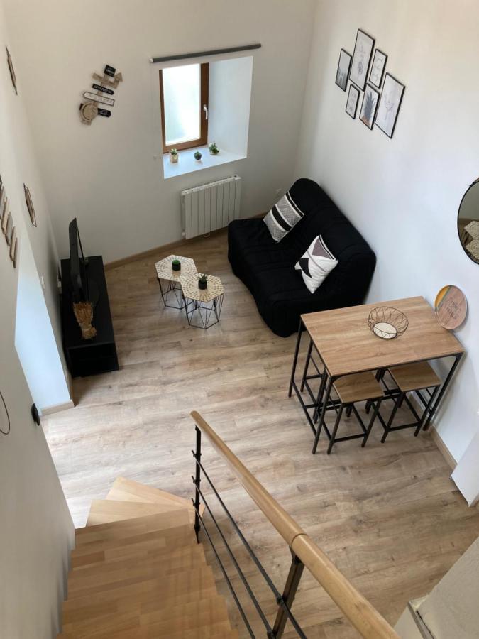 Appartement Au Coeur D'Espalion La Cabane Du Lot Buitenkant foto